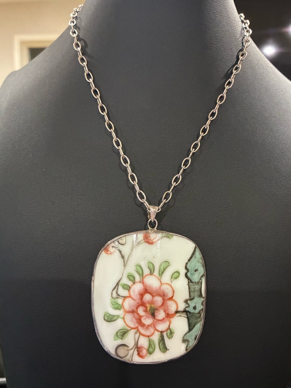 Vintage Sterling Broken China Shard Pendant Necklace